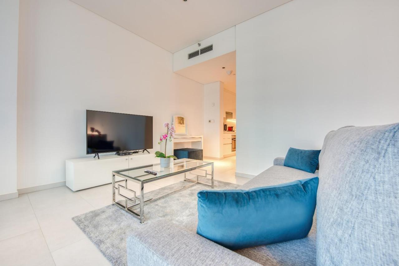 Maison Privee - Luxury, Spacious, Modern Near Burj Khalifa And Dubai Canal المظهر الخارجي الصورة