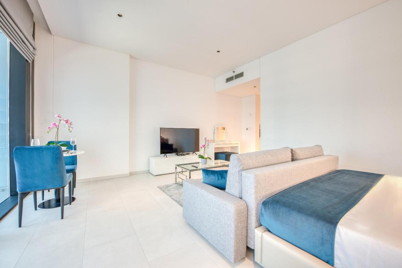 Maison Privee - Luxury, Spacious, Modern Near Burj Khalifa And Dubai Canal المظهر الخارجي الصورة