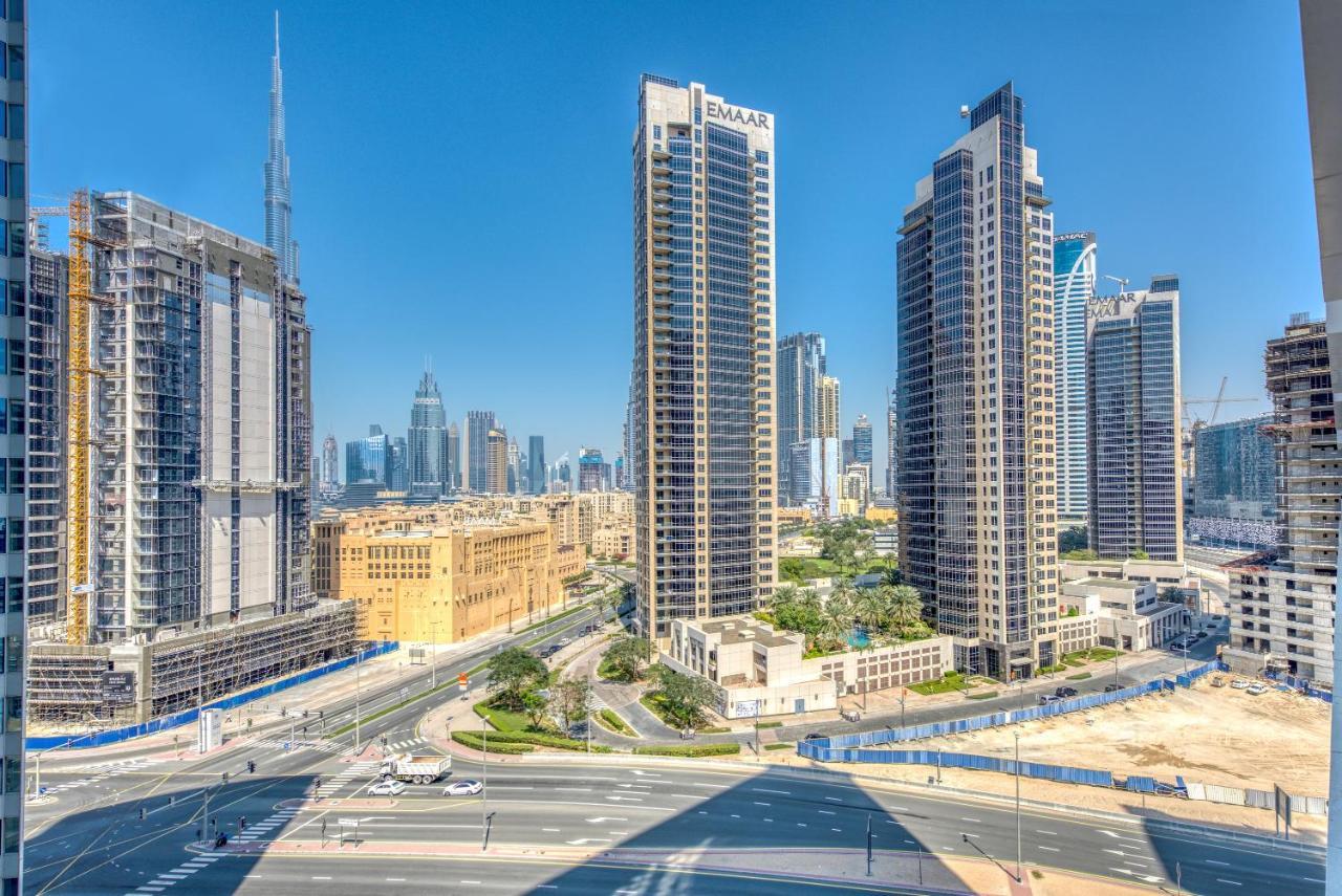 Maison Privee - Luxury, Spacious, Modern Near Burj Khalifa And Dubai Canal المظهر الخارجي الصورة